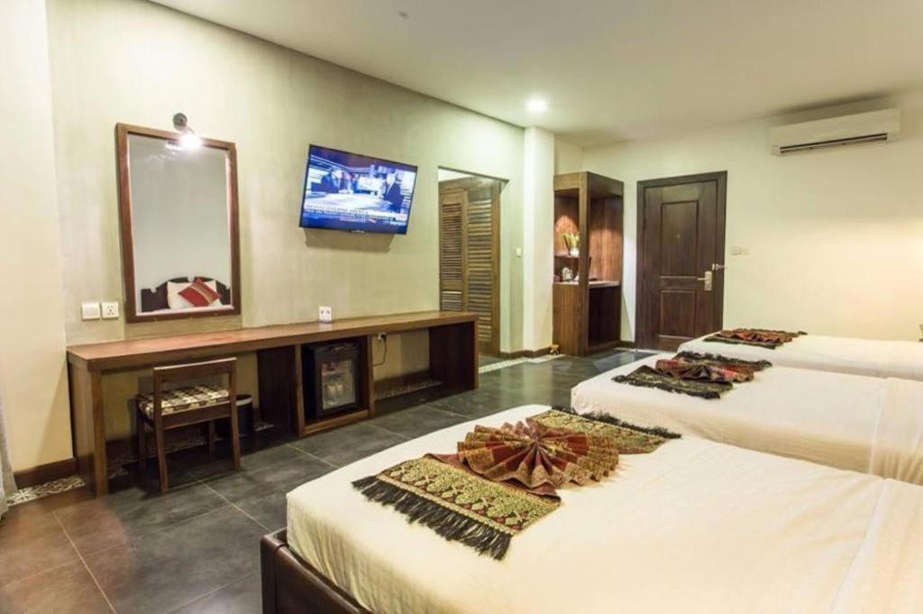 Yeak Loam Hotel Banlung Екстериор снимка