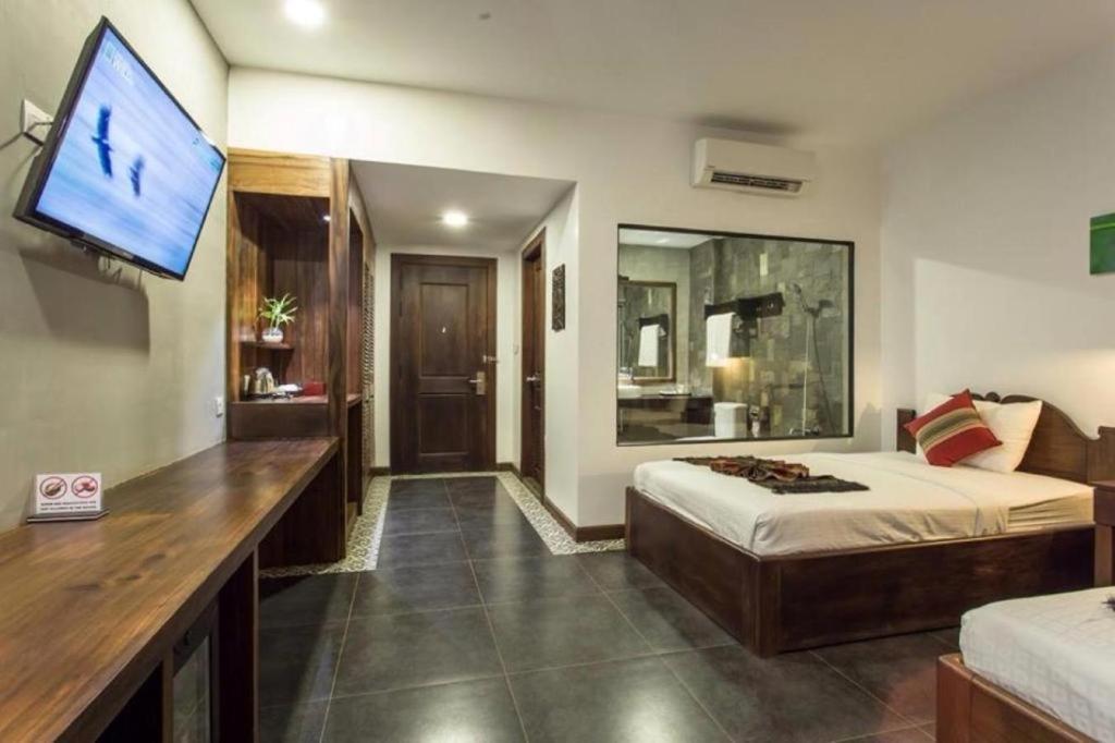 Yeak Loam Hotel Banlung Екстериор снимка