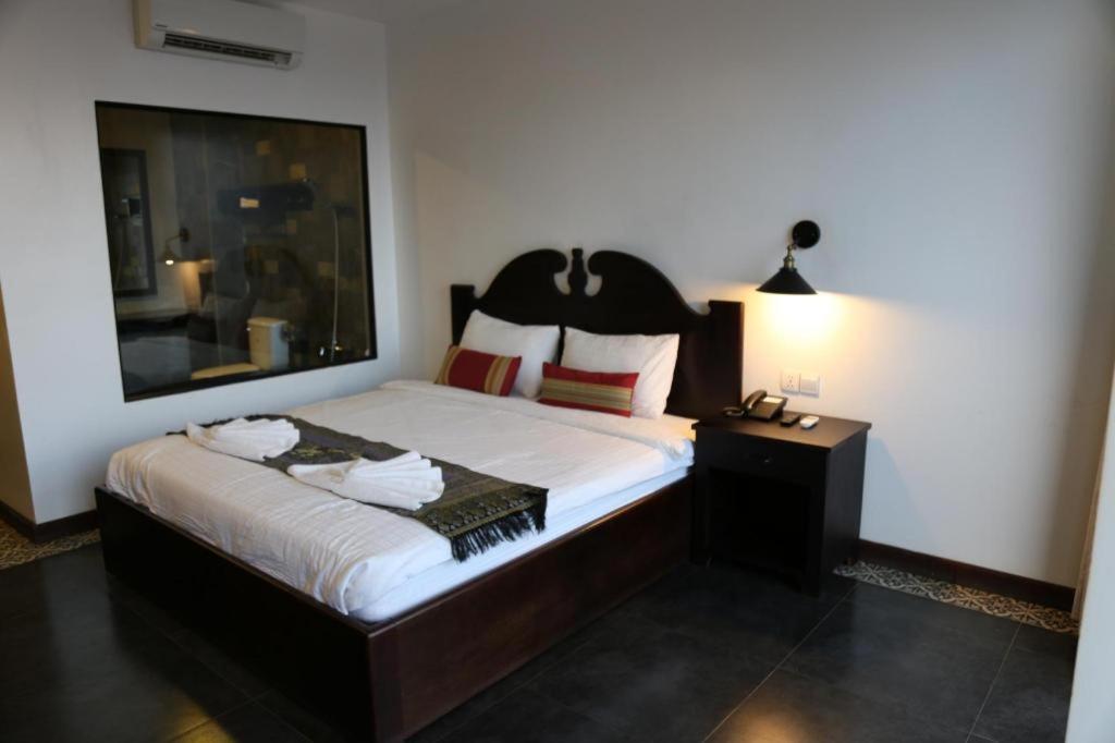 Yeak Loam Hotel Banlung Екстериор снимка