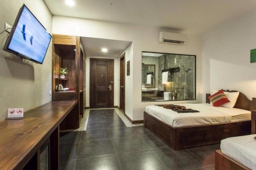 Yeak Loam Hotel Banlung Екстериор снимка
